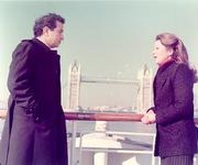 من ذاكرة السينما فيلم الرومانسيه حبيبى دائما 8 الكاتب Adel Khattab فيلم حبيبي دائما فيلم الرومانسيه والتراجيديا الحب الأول دايما بيكون أحلى حب خاصة لو كان حب خالي من الشوائب والمصالح والشهوات يعني ح ب للح ب من منا لم يشاهد فيلم حبيبي دائما